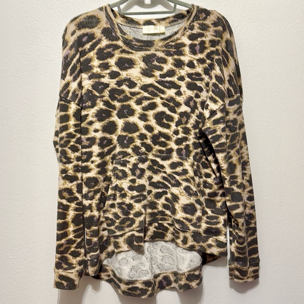 RDI Anthropologie Thermal Henley Leopard Print Crew Long Sleeve Tee with pocket